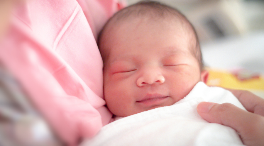 Little Minds offers expert baby nurse services in Budapest, providing personalized newborn care and compassionate support for mothers with our mother-helper approach.