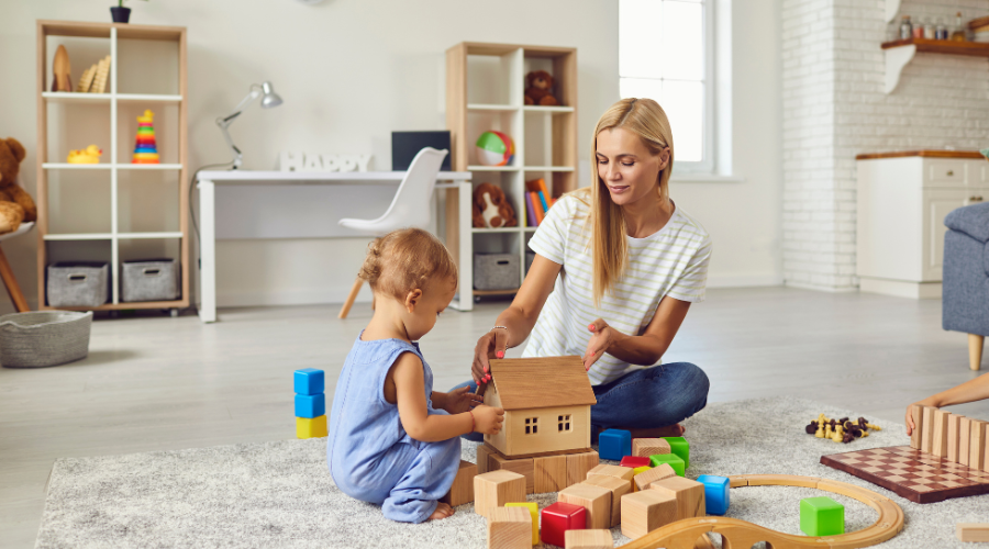 childcare services budapest, differences between nanny and babysitter
